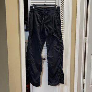 LULULEMON SZ 8reg athletic pants